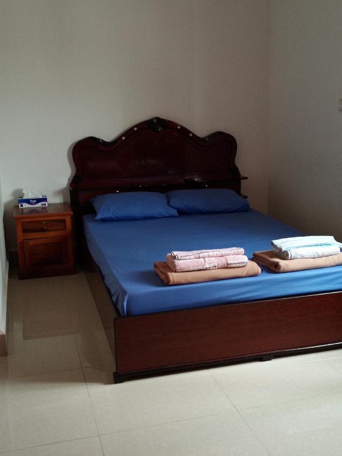 Le Barang Steakhouse & Guesthouse Sihanoukville Exterior foto